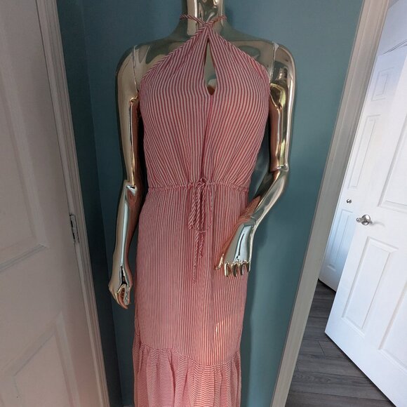 BCBGMaxAzria Dresses & Skirts - BCBG Maxazria Dress Analeigh Model